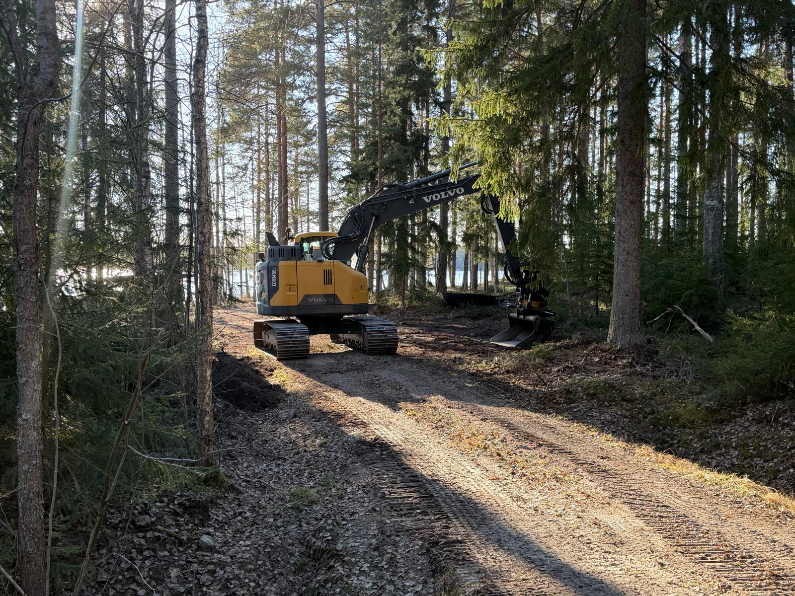 Maanrakennustyö 11