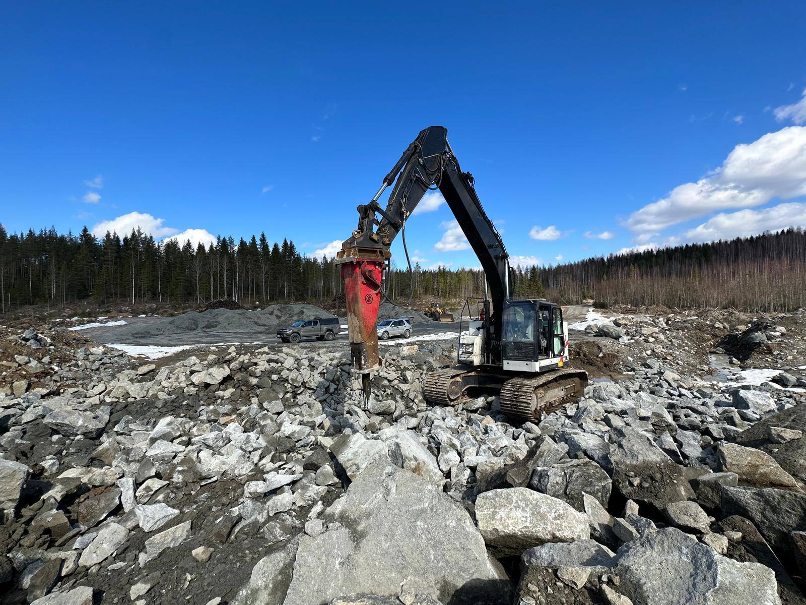 Maanrakennustyö 8