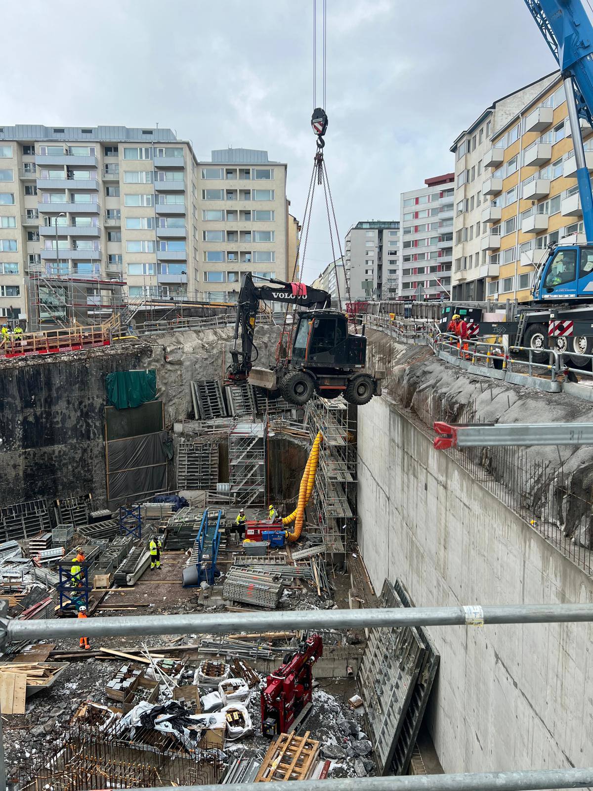 Maanrakennustyö 9